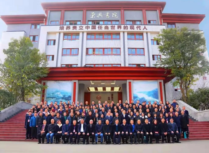 第一現場|全媒體直擊東辰教育集團2019教育整體改革現場會