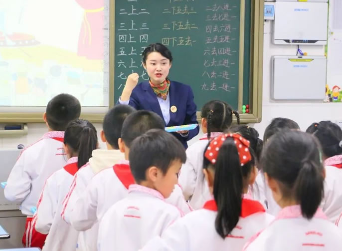 綿陽東辰國際學校20周年校慶?？?期丨東辰教育成功的密碼